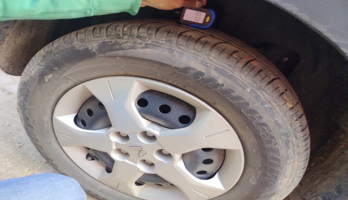 2024 Mahindra XUV300 W6 1.2 PETROL, Petrol, Manual, 20,376 km, tyre