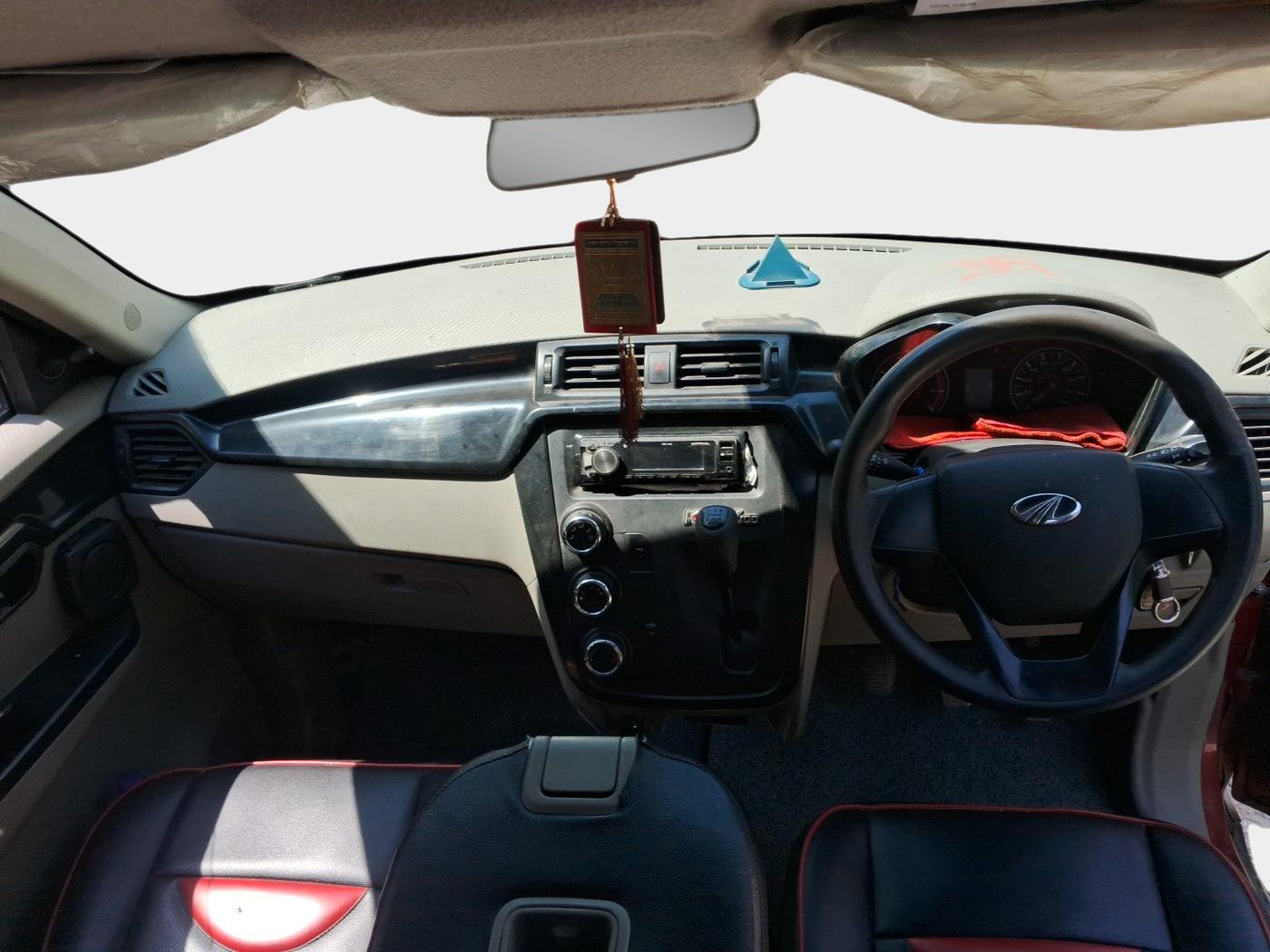 2016 Mahindra Kuv100 K4 D 6 STR, Diesel, Manual, 62,077 km, interior