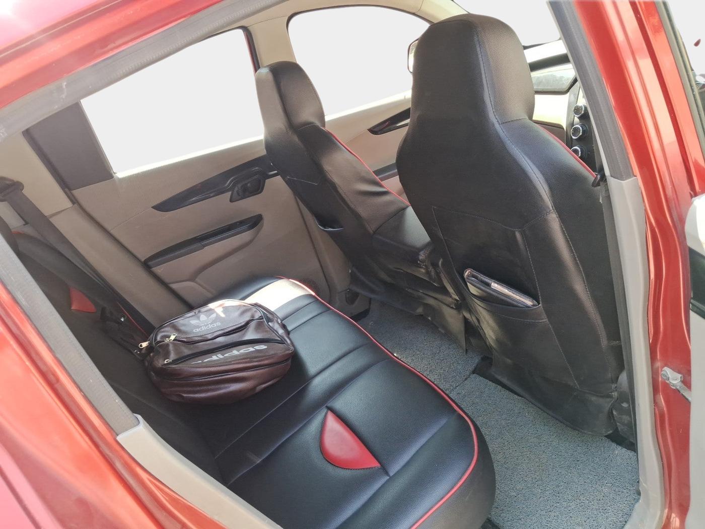 2016 Mahindra Kuv100 K4 D 6 STR, Diesel, Manual, 62,077 km, interior