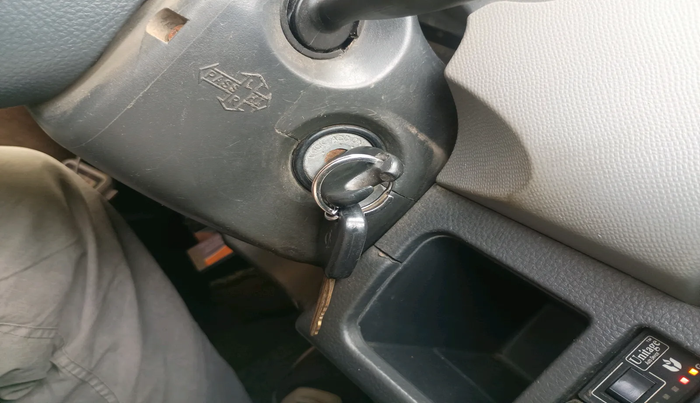 2011 Maruti Wagon R 1.0 LXI, Petrol, Manual, 94,171 km, interior