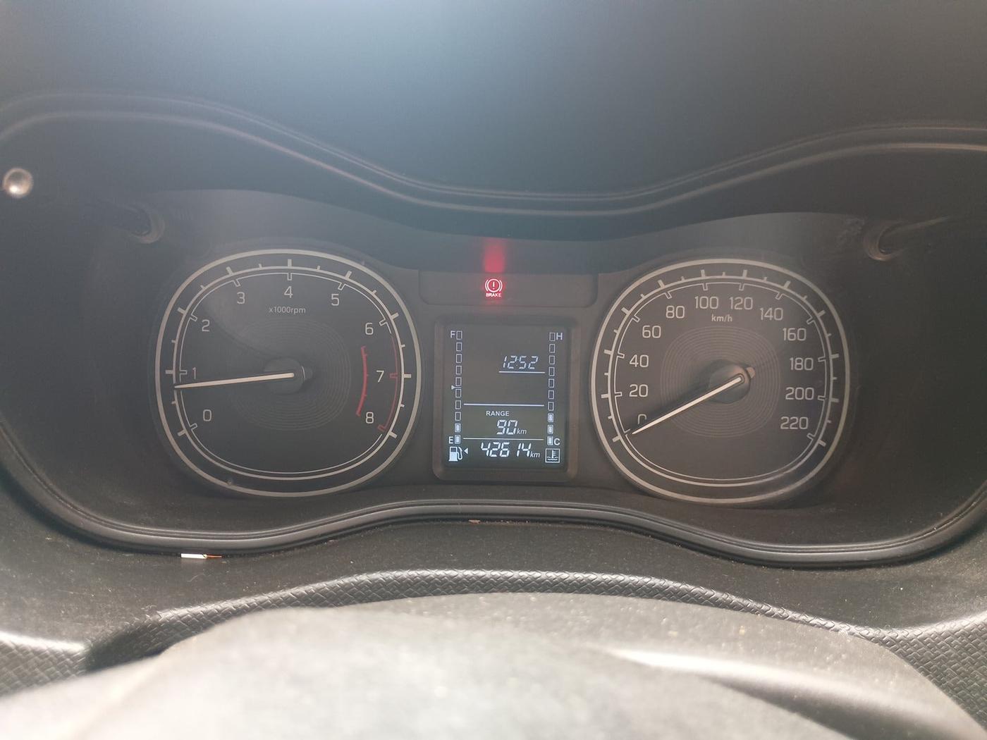 2021 Maruti Vitara Brezza VXI, Petrol, Manual, 42,614 km, interior