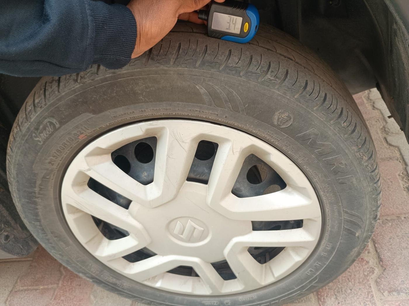 2021 Maruti Vitara Brezza VXI, Petrol, Manual, 42,614 km, tyre