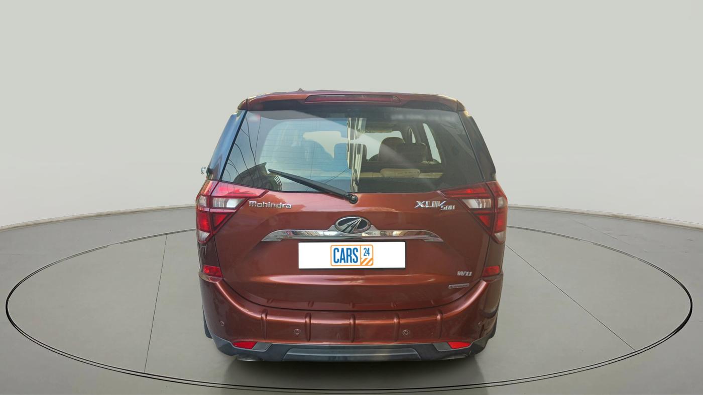 2019 Mahindra XUV500 W11 AT, Diesel, Automatic, 72,162 km, exterior