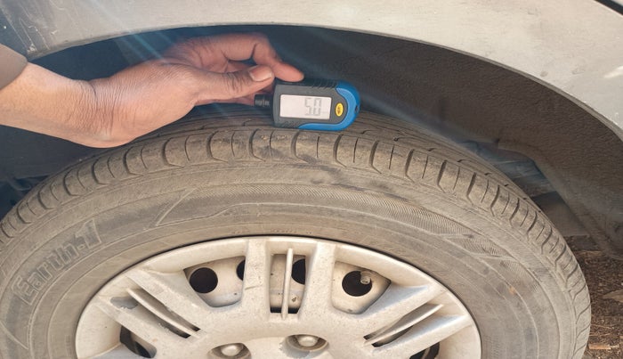 2016 Datsun Go A, Petrol, Manual, 81,799 km, tyre