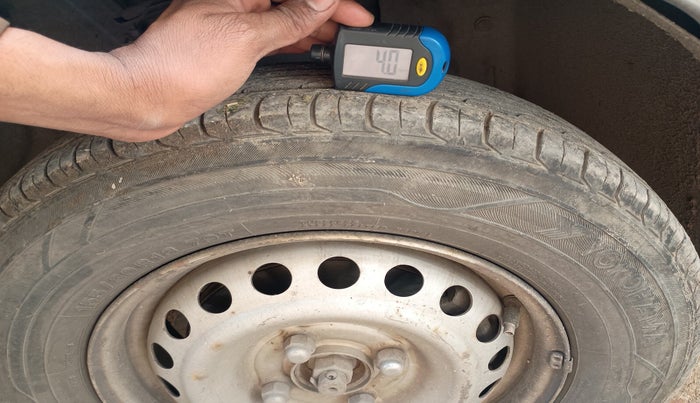 2016 Datsun Go A, Petrol, Manual, 81,799 km, tyre