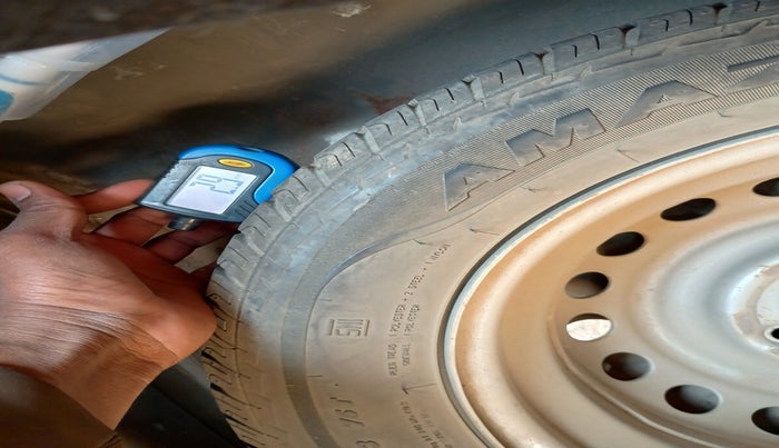 2016 Datsun Go A, Petrol, Manual, 81,799 km, tyre