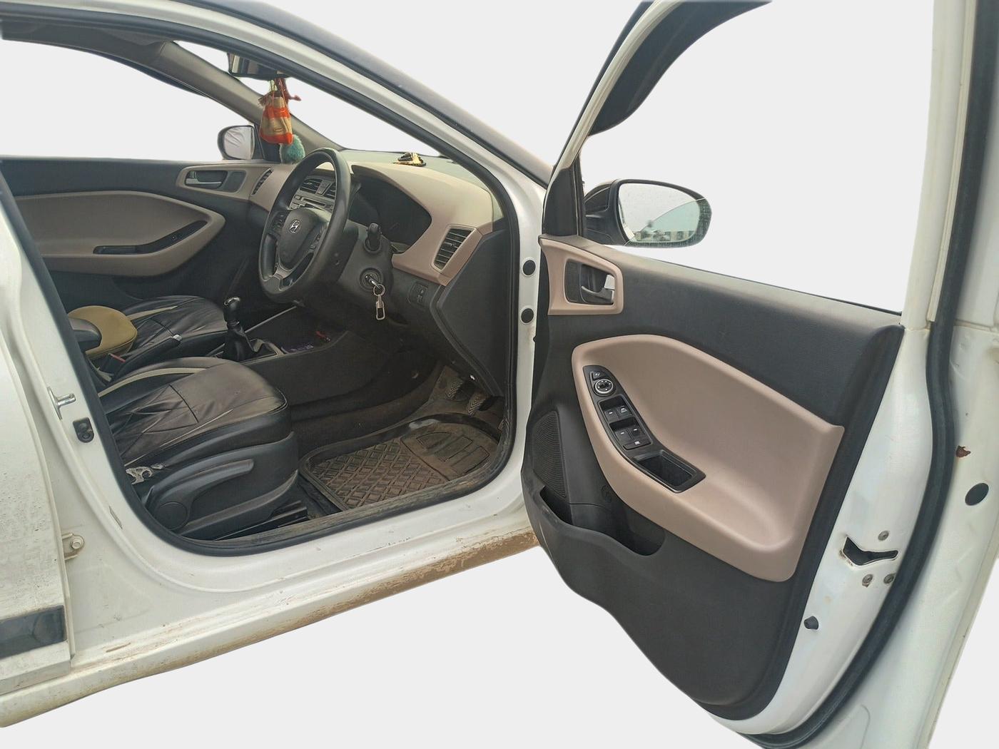 2015 Hyundai Elite i20 SPORTZ 1.2, Petrol, Manual, 89,033 km, interior
