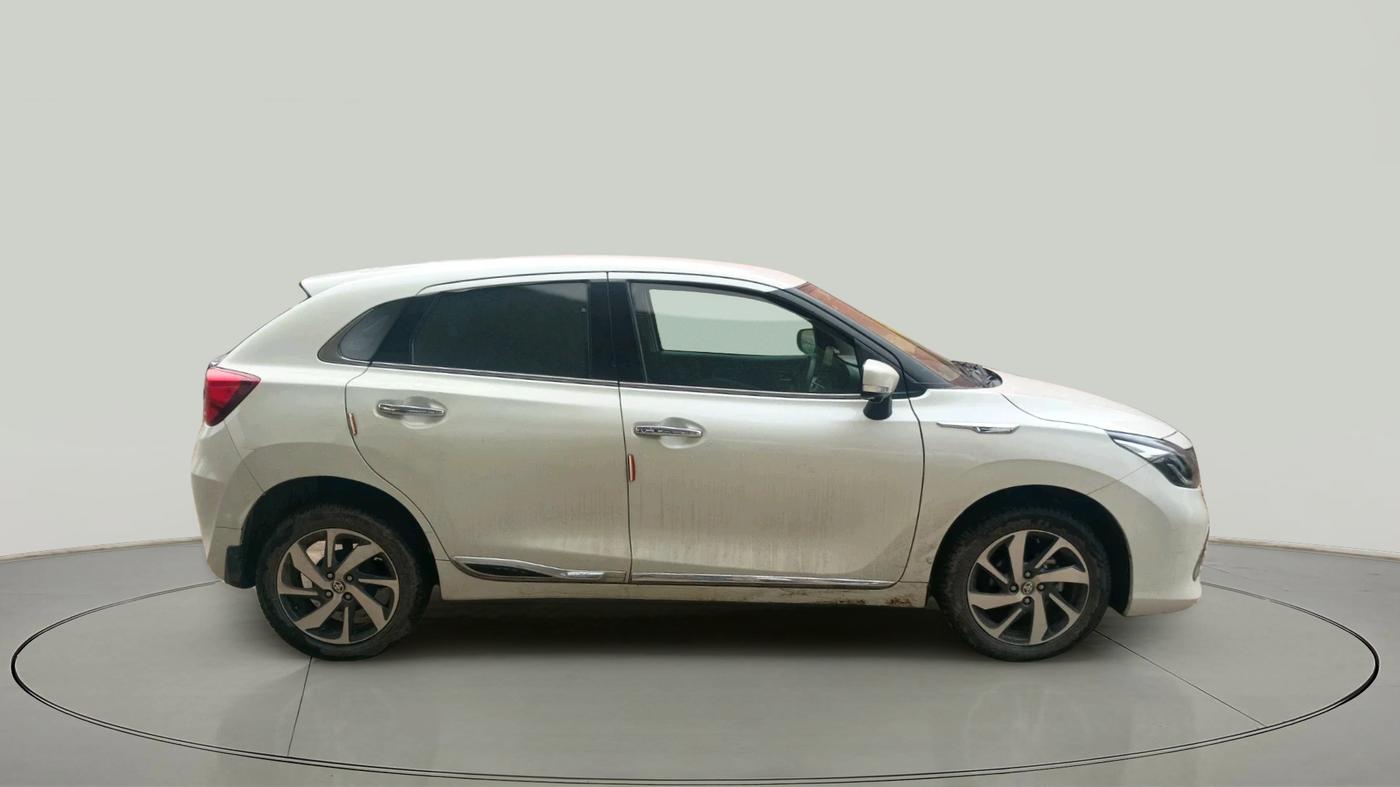 2023 Toyota Glanza V, Petrol, Manual, 13,700 km, exterior