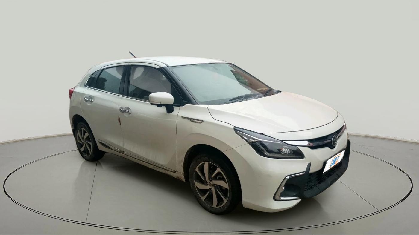 2023 Toyota Glanza V, Petrol, Manual, 13,700 km, exterior