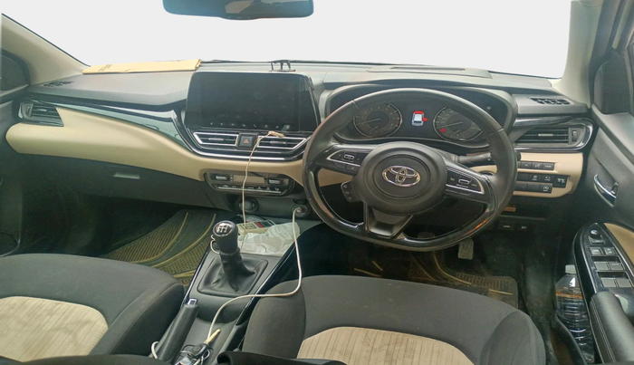 2023 Toyota Glanza V, Petrol, Manual, 13,700 km, interior