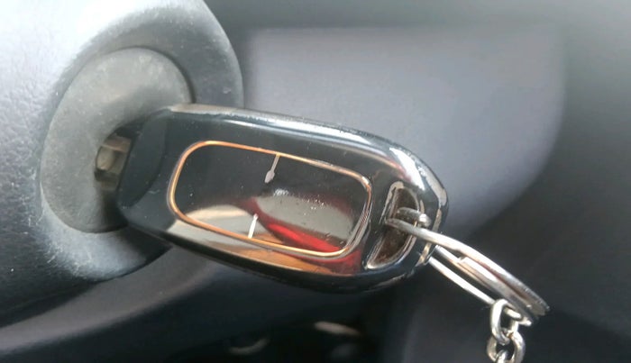 2016 Renault Kwid RXT 1.0, Petrol, Manual, 59,442 km, interior