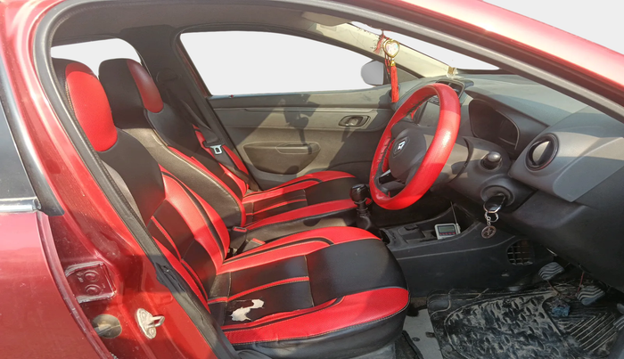 2016 Renault Kwid RXT 1.0, Petrol, Manual, 59,442 km, interior