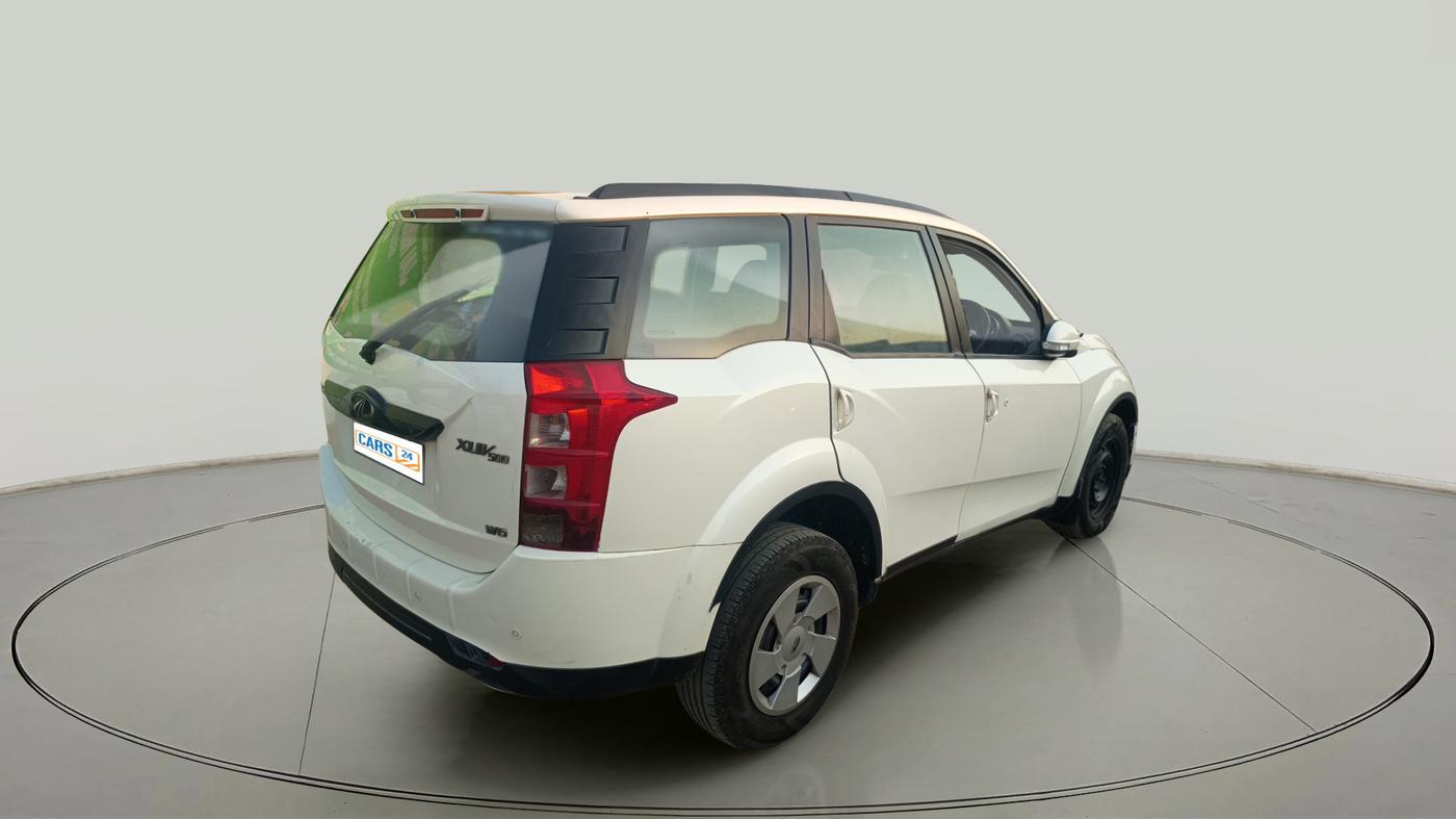 2015 Mahindra XUV500 W6, Diesel, Manual, 1,20,505 km, exterior