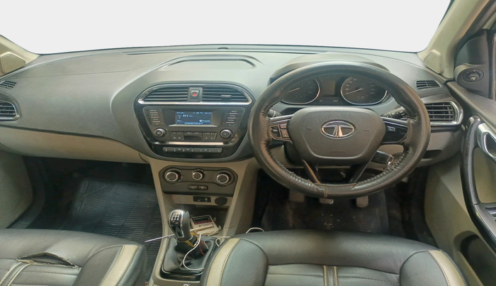 2018 Tata Tiago XZ PETROL, Petrol, Manual, 75,103 km, interior