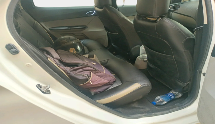 2018 Tata Tiago XZ PETROL, Petrol, Manual, 75,103 km, interior