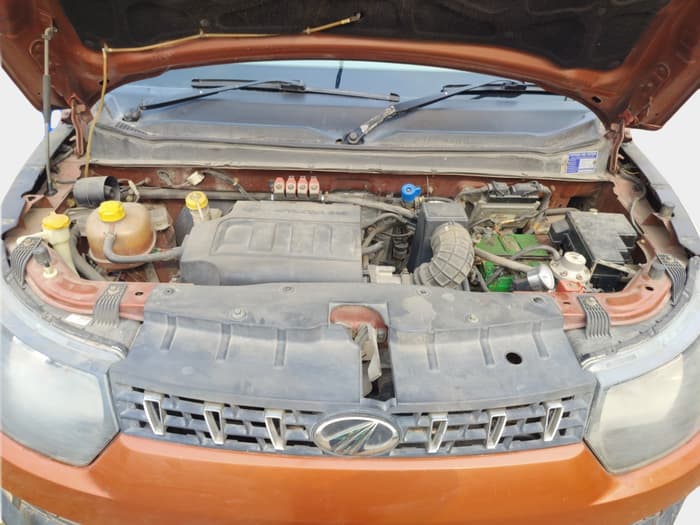 2016 Mahindra Kuv100 K6 6 STR, Petrol, Manual, 60,100 km, exterior