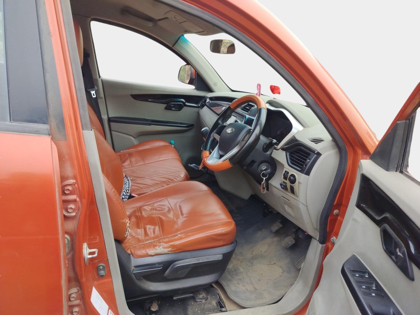 2016 Mahindra Kuv100 K6 6 STR, Petrol, Manual, 60,100 km, interior
