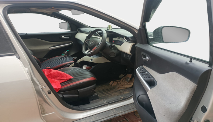 2021 Nissan MAGNITE XV TURBO, Petrol, Manual, 44,573 km, interior