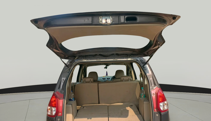 2017 Maruti Ertiga VDI SHVS, Diesel, Manual, 1,18,486 km, exterior