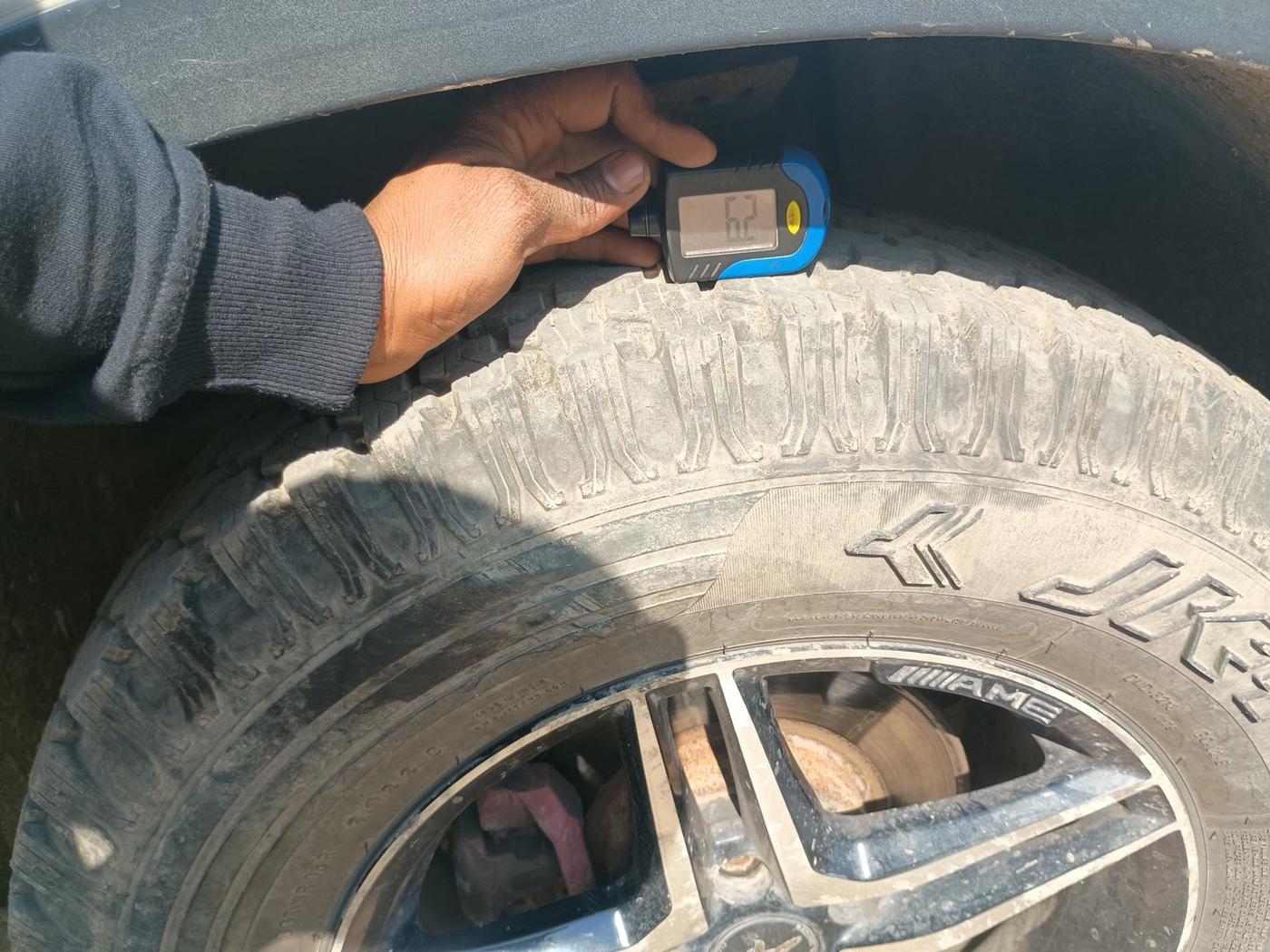 2019 Tata Harrier XM 2.0L KRYOTEC, Diesel, Manual, 1,54,036 km, tyre