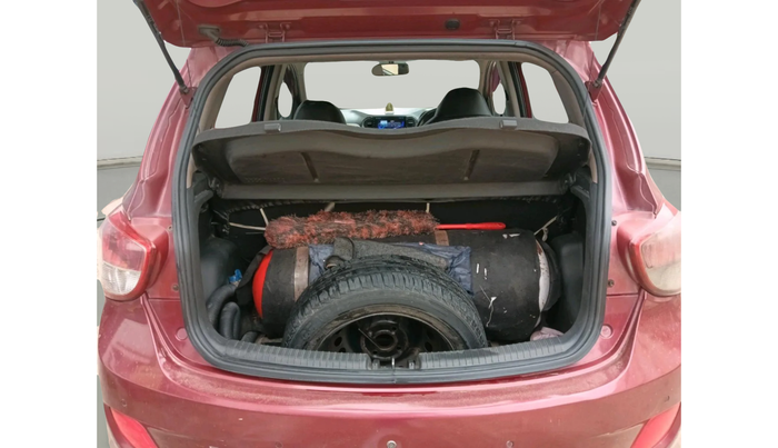 2016 Hyundai Grand i10 SPORTZ 1.2 KAPPA VTVT, CNG, Manual, 2,11,409 km, exterior