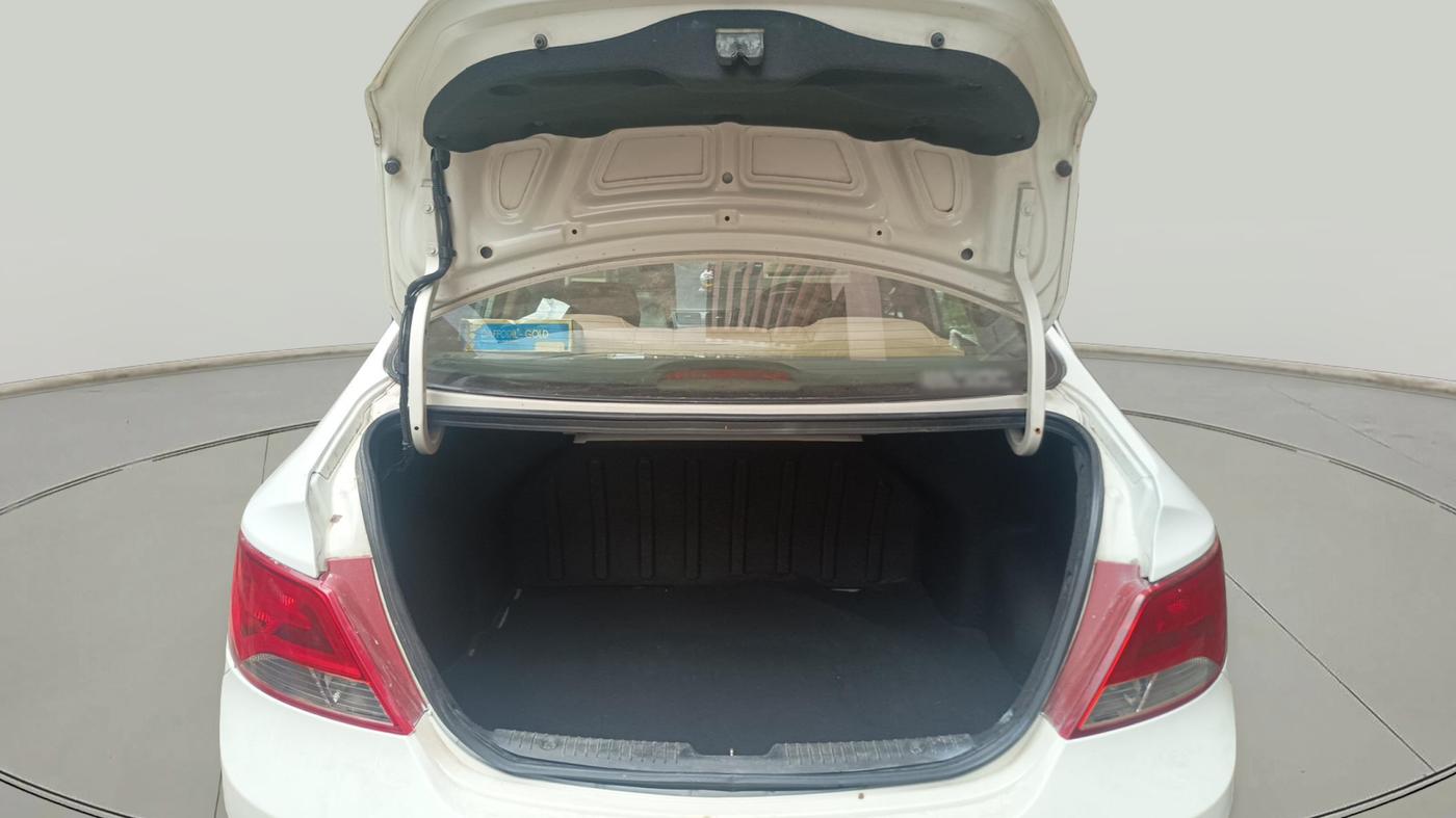 2016 Hyundai Verna 1.6 VTVT SX, Petrol, Manual, 50,816 km, exterior