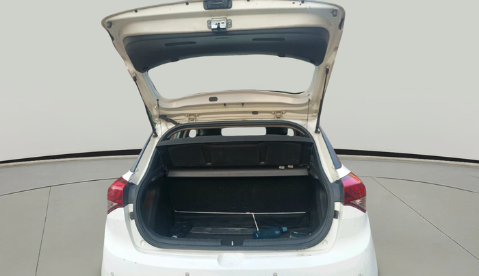 2015 Hyundai Elite i20 SPORTZ 1.2, Petrol, Manual, 61,635 km, exterior