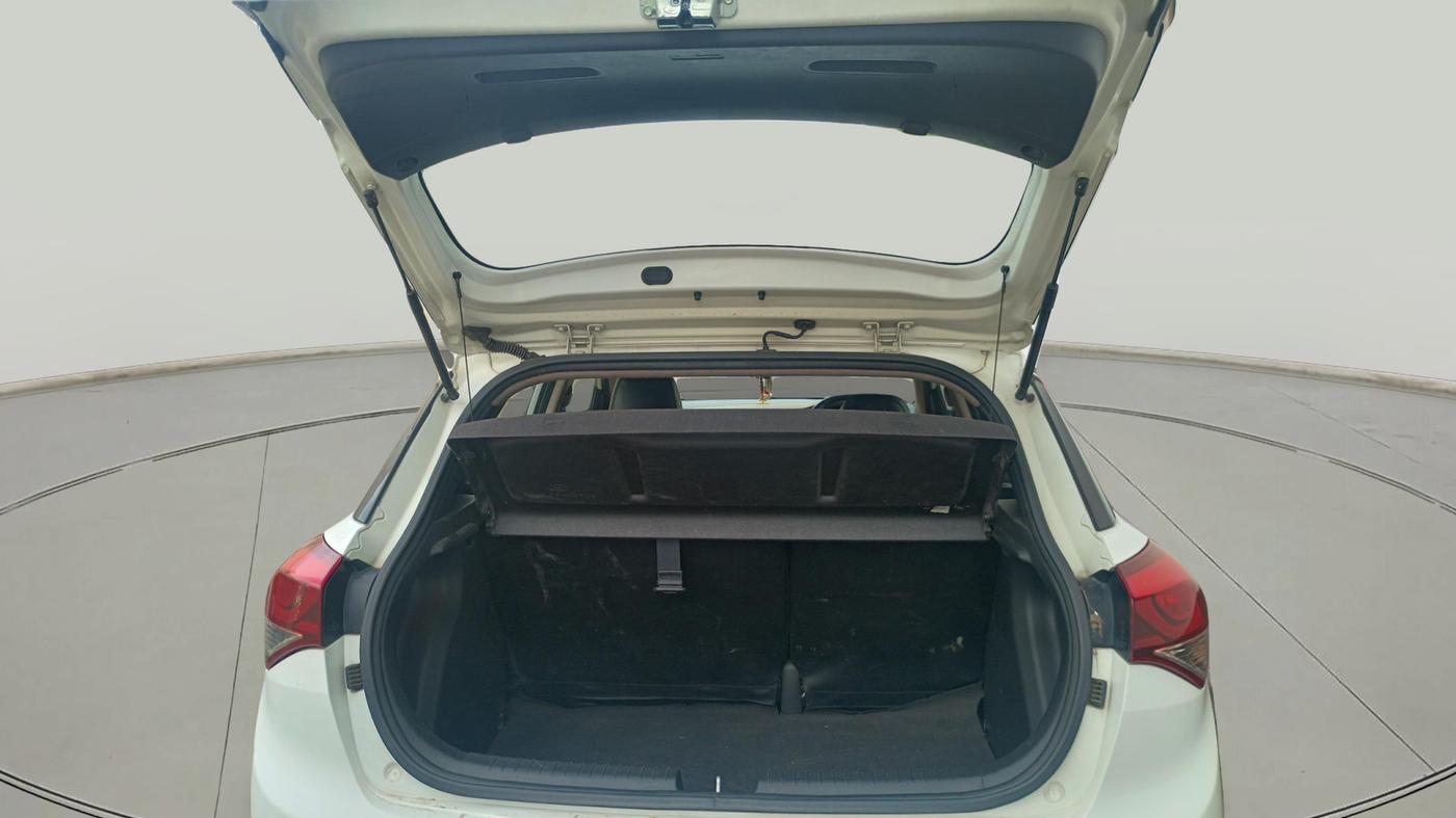2017 Hyundai Elite i20 ASTA 1.2 (O), Petrol, Manual, 34,850 km, exterior