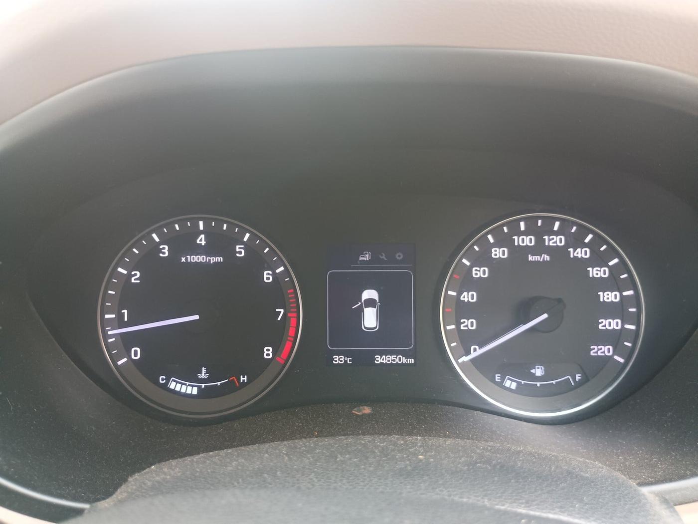 2017 Hyundai Elite i20 ASTA 1.2 (O), Petrol, Manual, 34,850 km, interior