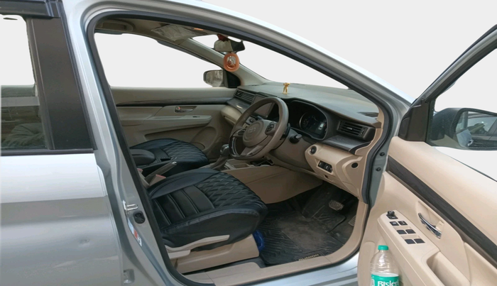 2024 Toyota RUMION V AT , Petrol, Automatic, 47,987 km, interior