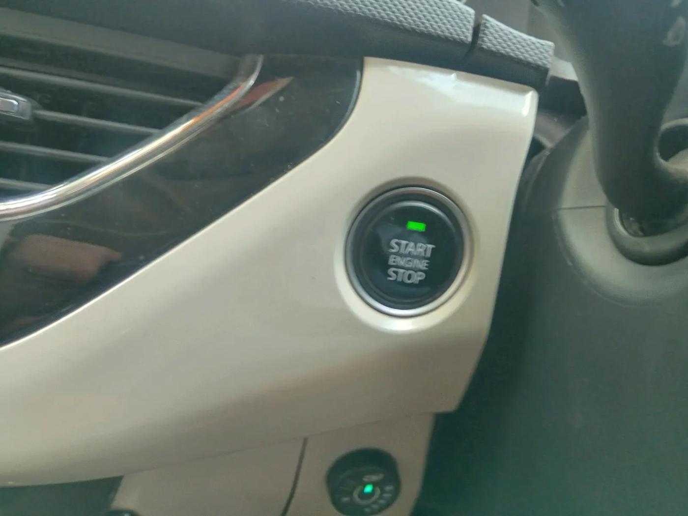2022 Tata NEXON XZ PLUS PETROL SUNROOF, Petrol, Manual, 93,197 km, interior