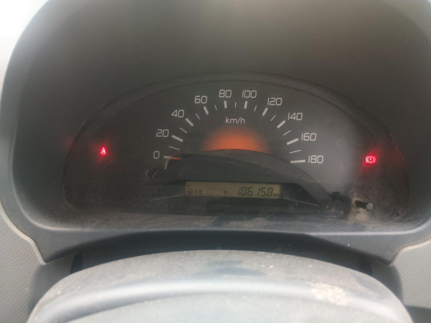 2011 Maruti Wagon R 1.0 LXI, Petrol, Manual, 1,06,158 km, interior