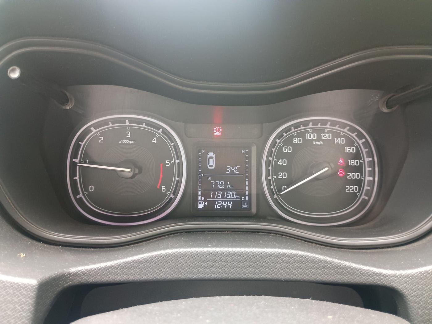 2017 Maruti Vitara Brezza ZDI, Diesel, Manual, 1,13,130 km, interior