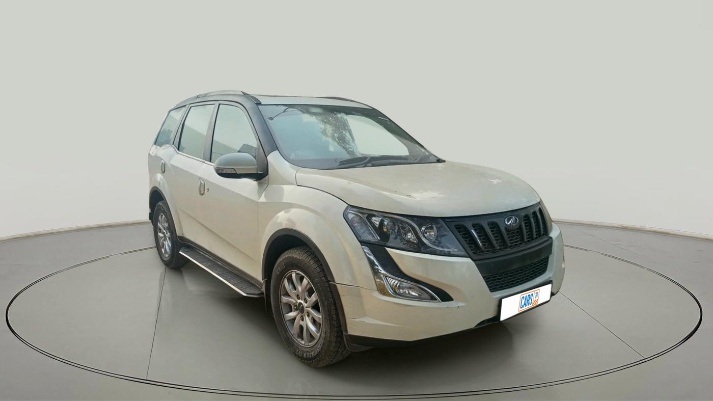 2015 Mahindra XUV500 W10, Diesel, Manual, 88,500 km, exterior