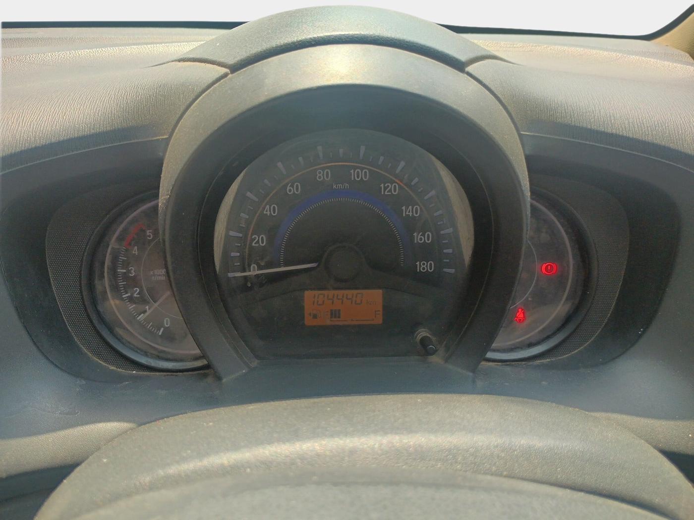 2015 Honda Amaze 1.5L I-DTEC S, Diesel, Manual, 1,04,440 km, interior