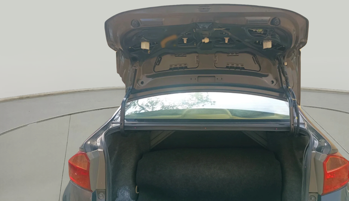 2015 Honda City 1.5L I-VTEC V MT, Petrol, Manual, 2,54,780 km, exterior