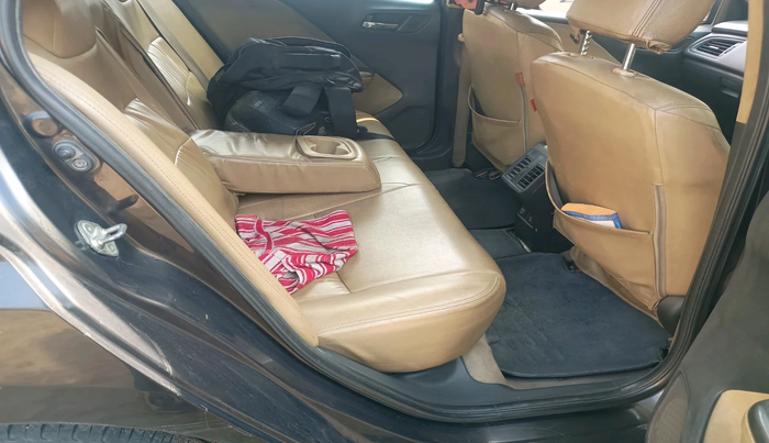 2015 Honda City 1.5L I-VTEC V MT, Petrol, Manual, 2,54,780 km, interior