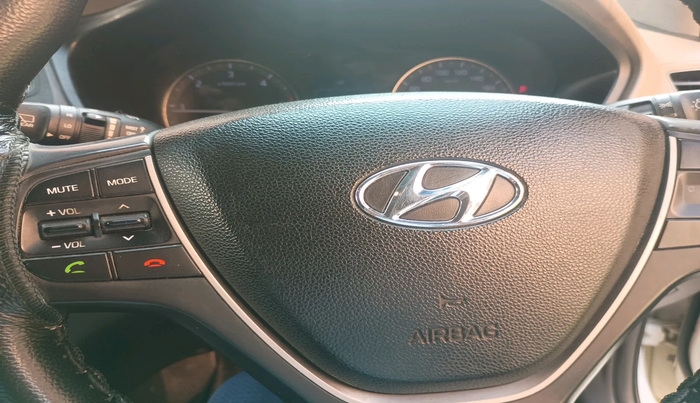 2016 Hyundai Elite i20 ASTA 1.4 CRDI, Diesel, Manual, 1,80,395 km, interior