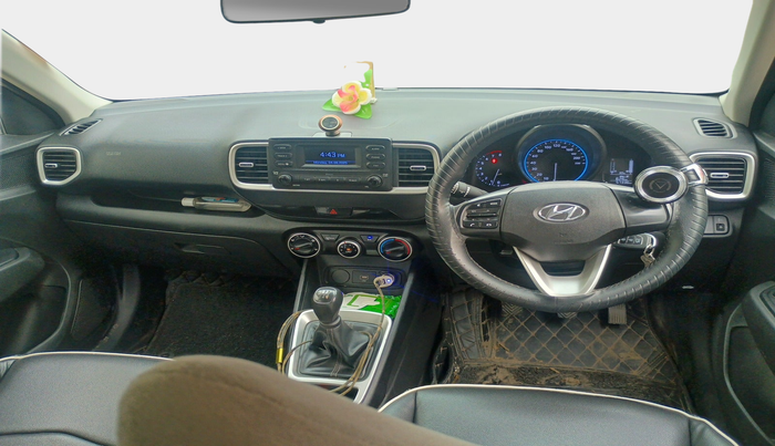 2020 Hyundai VENUE S 1.2, Petrol, Manual, 57,338 km, interior