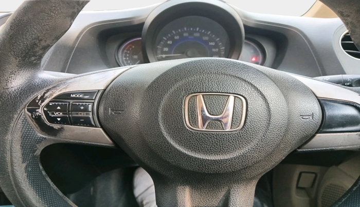 2015 Honda Amaze 1.2L I-VTEC S, CNG, Manual, 1,60,230 km, interior