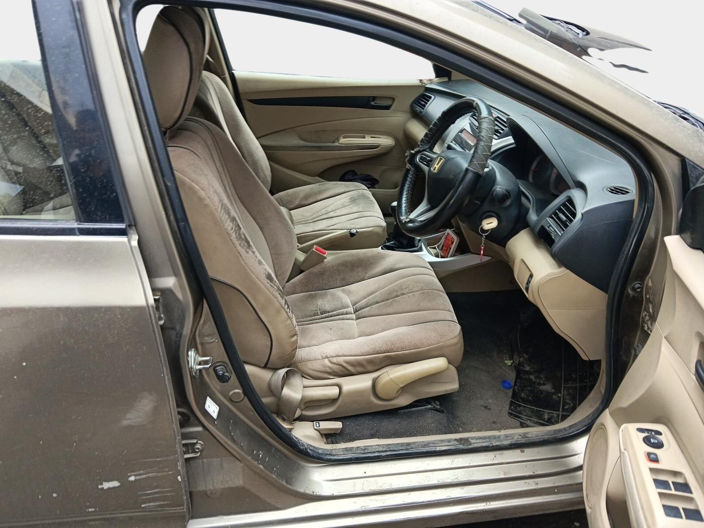 2010 Honda City 1.5L I-VTEC S MT, Petrol, Manual, 1,41,645 km, interior