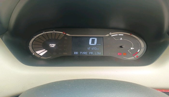 2024 Nissan MAGNITE XE, Petrol, Manual, 12,120 km, interior