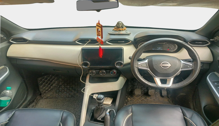 2024 Nissan MAGNITE XE, Petrol, Manual, 12,120 km, interior