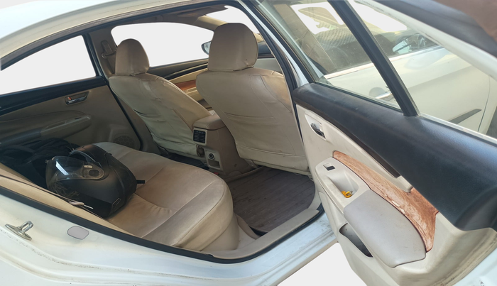 2017 Maruti Ciaz VDI (O) SHVS, Diesel, Manual, 99,215 km, interior