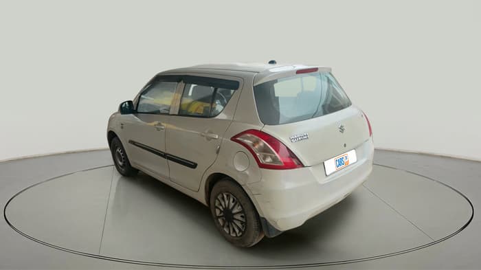 2017 Maruti Swift LXI, CNG, Manual, 1,32,430 km, exterior