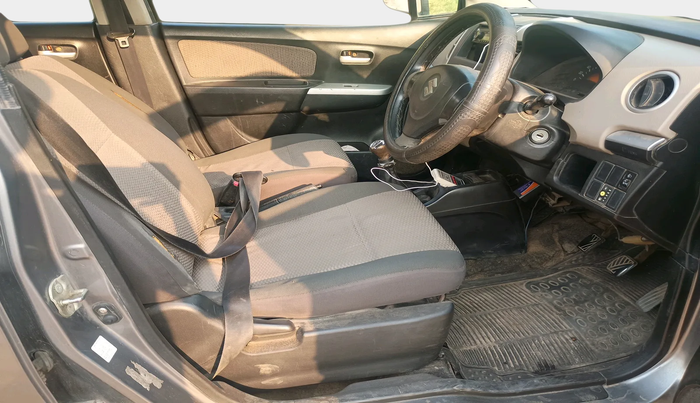 2014 Maruti Wagon R 1.0 LXI CNG, Petrol, Manual, 2,10,566 km, interior