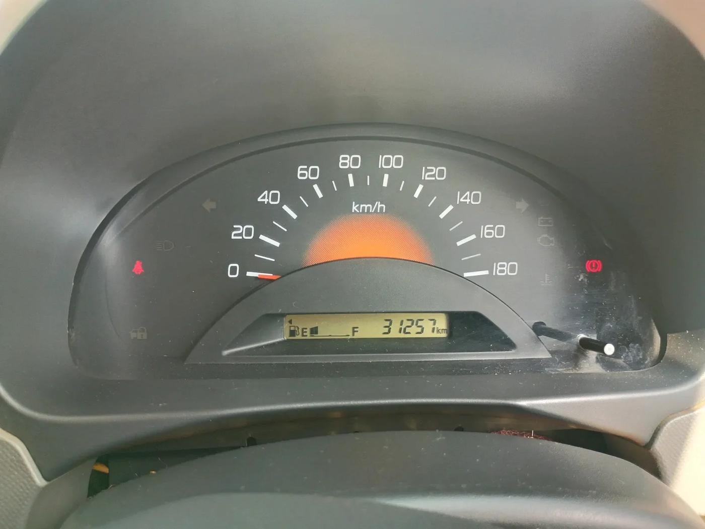 2011 Maruti Wagon R 1.0 LXI, Petrol, Manual, 31,257 km, interior