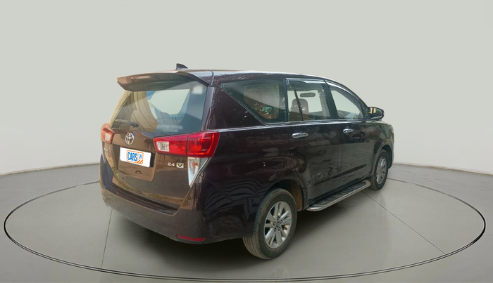 2016 Toyota Innova Crysta 2.4 VX 7 STR, Diesel, Manual, 84,575 km, exterior