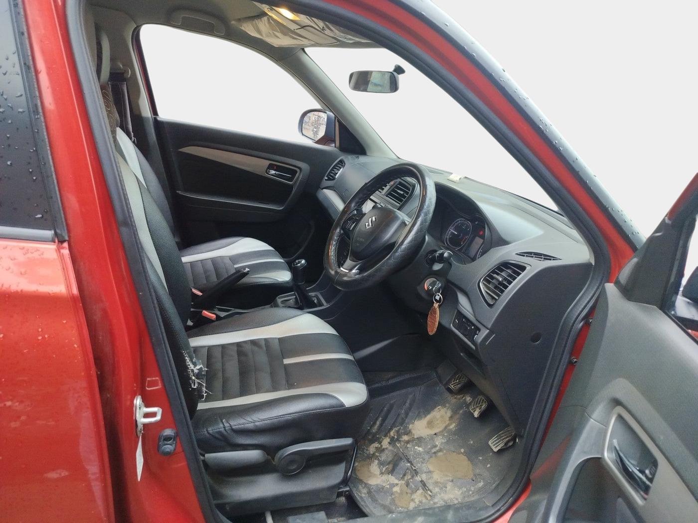 2017 Maruti Vitara Brezza ZDI, Diesel, Manual, 45,161 km, interior