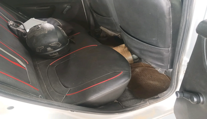 2018 Renault Kwid RXT 1.0 (O), Petrol, Manual, 85,650 km, interior